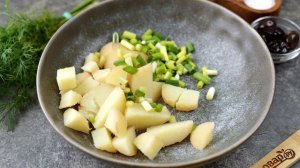 Салат со свиной копченой грудинкой