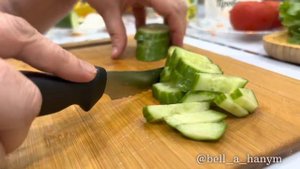 Сразу 2 салата за раз! Салат из крабовой палочки.