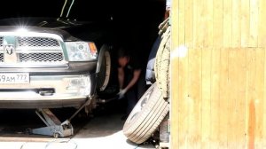 Пилим Dodge Ram, чиним передний ШРУС