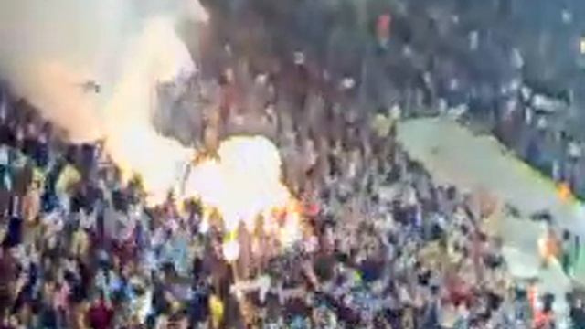 Днепр-Шахтёр(как болеют в Днепропетровске) смотреть онлайн