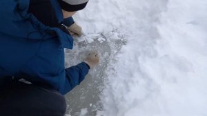 Как сделать лунку НОЖОМ, топором или ломом на зимней рыбалке