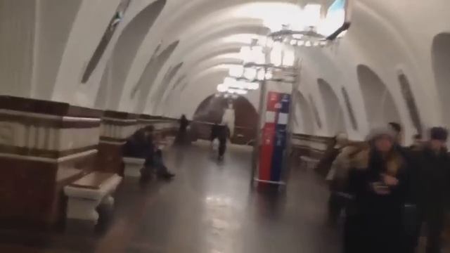 Обзор обновившейся станции Фрунзенская. смотреть онлайн