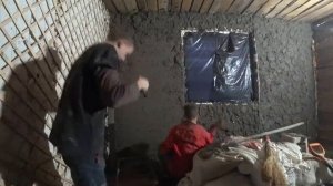 ДЕЛАЕМ РЕМОНТ В ДОМЕ/КАК ШТУКАТУРИТЬ ДЕРЕВЯНЫЕ СТЕНЫ