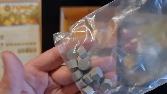 Stone Age | What's In The Box | (Unboxing) | Start Boardgames смотреть онлайн