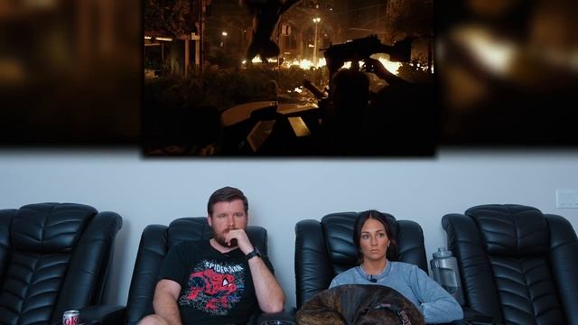 My wife watches Dawn of the Planet of the Apes for the FIRST time смотреть онлайн