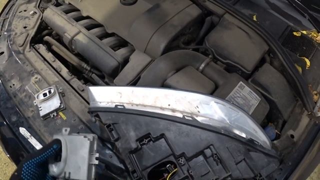 Не горит лампа ближнего света Volvo XC70