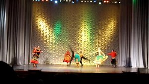 ГАХА "Берёзка"- кадриль "Хохломская скамейка"