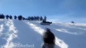 Приколы Падения на ватрушках март 2014