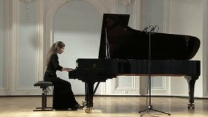 И С  Бах    Прелюдия и фуга си бемоль минор, исполняет