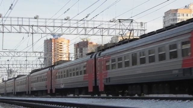 Электропоезд ЭД4М-0434 "РЭКС-Экспресс" с сообщением "Захарово - Москва"