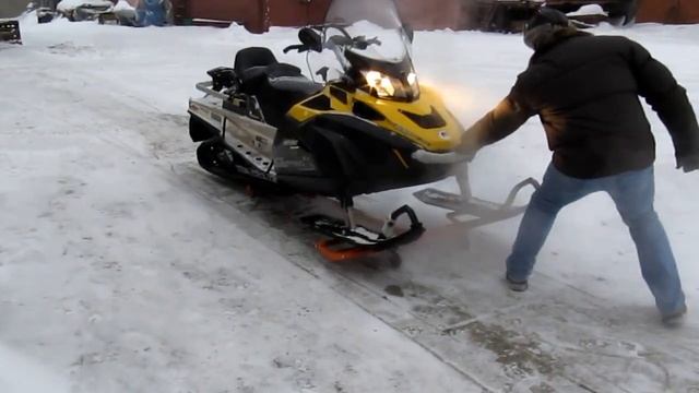Подкатная подставка для снегохода смотреть онлайн