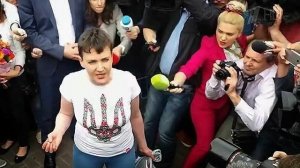 Надежду Савченко вернули Киеву, и она уже заявляет, что не откажется от президентского кресла