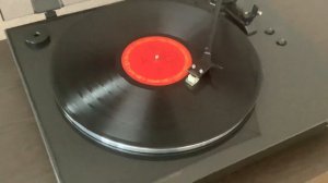 DENON DP-300F проигрыватель винила