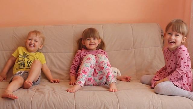 СМЕХ / ДЕТИ СМЕЮТСЯ / ХОХОТ / СМЕШНЫЕ ДЕТИ / СМЕЮЩИЕСЯ ДЕТИ / ПОДНЯТЬ НАСТРОЕНИЕ / ВИДЕО ДО СЛЁЗ смотреть онлайн