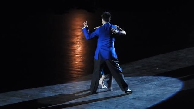 Sebastián Achaval & Roxana Suárez - Volvamos a empezar - 1/2 - FTL 2016 sábado смотреть онлайн