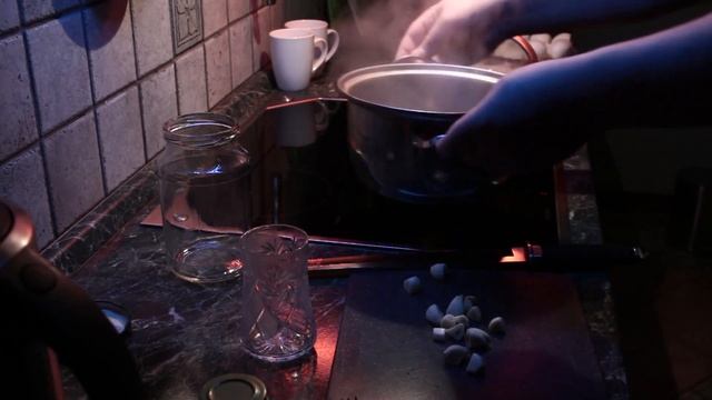 Маринованные яйца в соевом соусе. Что делать с яйцами после Пасхи? Авторский простой рецепт)