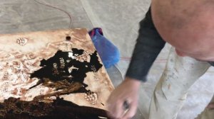 Барельеф «Карта Мира» Покраска и состаривание