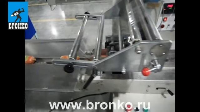 Упаковка Колбасных изделий пример колбасный сыр на горизонтальной упаковочной машине GZB-450