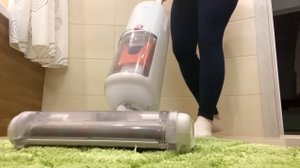 Моющий беспроводной пылесос PRO-EXPERT AQUA V2 (обзор от канала "Будни в Краснодаре")