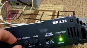 Подключение автомобильного усилителя дома!.AVI