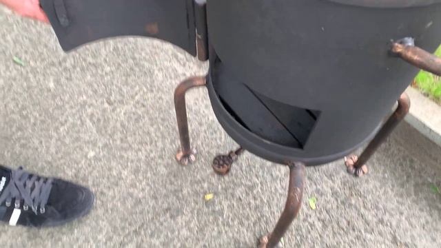 Печь под казан с дымоходом, ковка, чугун, ручная работа Oven under a cauldron with chimney, handmad смотреть онлайн