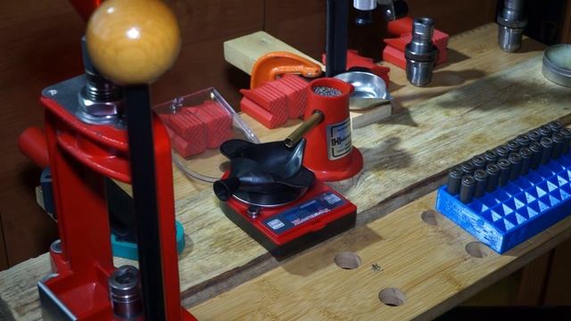 Снаряжение патрона в калибре .366 ТКМ (часть 2) смотреть онлайн