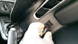 VW Golf Mk4 How To Remove Center Console
