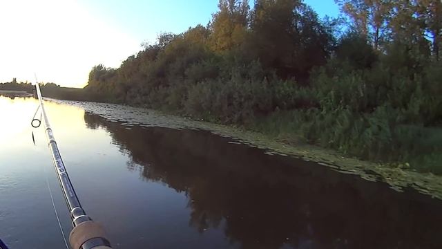 Рыбалка Сплавом с Ночевкой - лучший отдых.. А в свои Италии ездите сами... смотреть онлайн