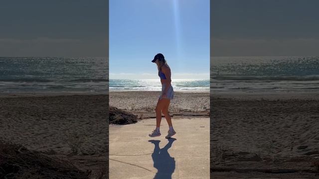 Sun, sea & skips ? remix by @TheBassfahrer #jumprope #skipping #footwork