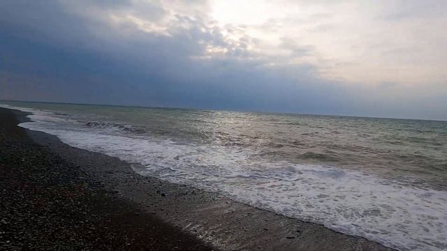 09.01.2021г.Дневной обзор! До +18, но ветер! Волны! Гости не все разъехались!?ЛАЗАРЕВСКОЕ СЕГОДНЯ ? смотреть онлайн