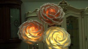 Напольный светильник Тройной торшер: 3 огромные розы теплых оттенков!