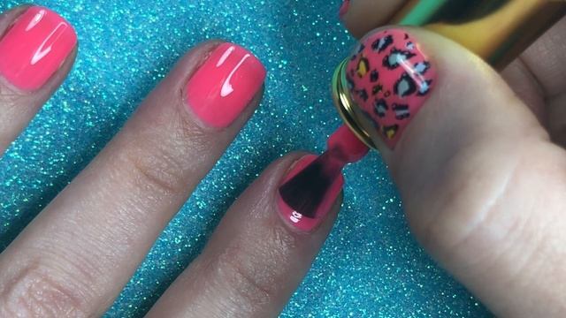 Леопардовый маникюр / Дизайн ногтей / Реверсивный Стемпинг смотреть онлайн