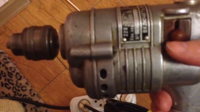 Электродрель эд-5, 220 вольт, СССР смотреть онлайн