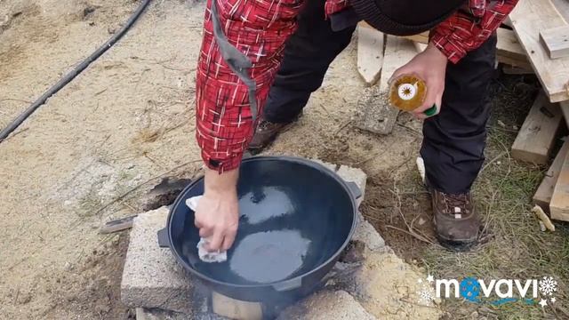 Подготовка чугунного казана от А до Я! смотреть онлайн