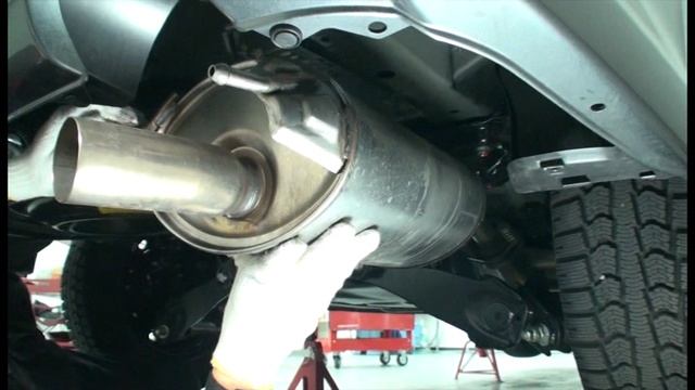 1.8 Замена банки глушителя смотреть онлайн