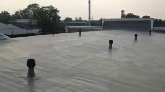 Нанесение полимочевины.