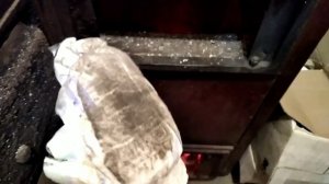 Чтобы в доме всегда было тепло, делаю так... Котёл КСТ-16, розжиг и непрерывная топка углём.