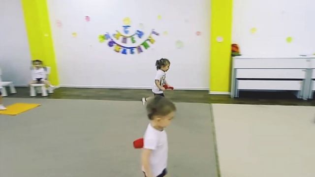 младшая группа #ДЦАНДЕРСЕН Физкультура. Краткое содержание.