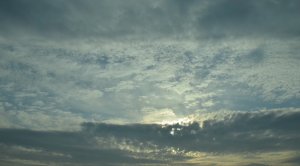 Утренние облака в 4К 60fps. Таймлапс-видео. Покадровое видео.