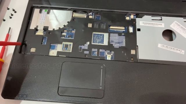 Выключается ноутбук Acer. Разборка и ремонт. Часть первая смотреть онлайн