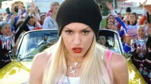 Gwen Stefani - Hollaback Girl (HD)