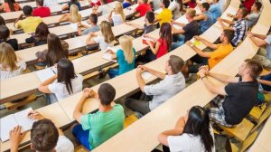 Arriving late - B1 Listening Practice - British Council