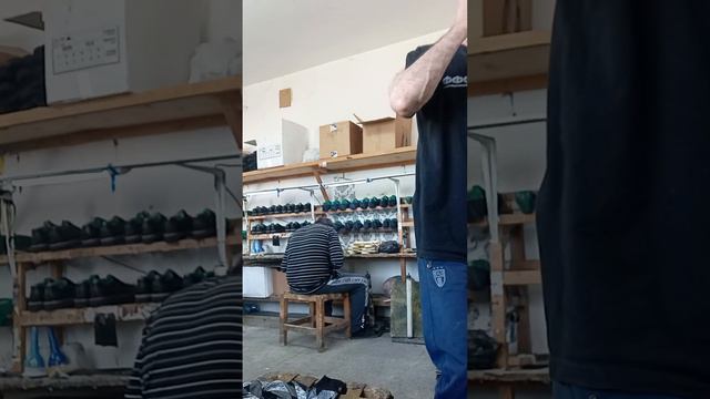 как клеить обувь смотреть онлайн