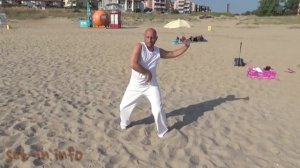 Разминка и тренировка с мечом на пляже / Sword Spining training on the beach