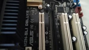 ASUS M2N SLI Deluxe Old style Gaming Motherboard