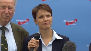 AfD-Neuausrichtung: Pressekonferenz mit Frauke Petry und Jörg Meuthen am 10.07.2015