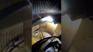 снимаем помпу на аксоре.