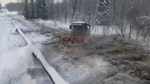 Работа мульчера на газопроводе