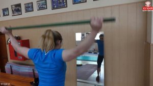 Snatch warm up before weightlifting training - OLYMPIC WEIGHTLIFTING TIPS