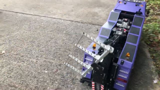 TAMIYA 1/14 Volvo FH16 Globetrotter 750 8x4 Tow Truck смотреть онлайн